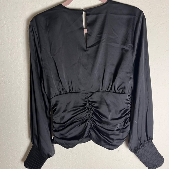 Bar III woman's black low V-cut blouse, Size 10. Front ruching with long sleeves - Picture 2 of 5